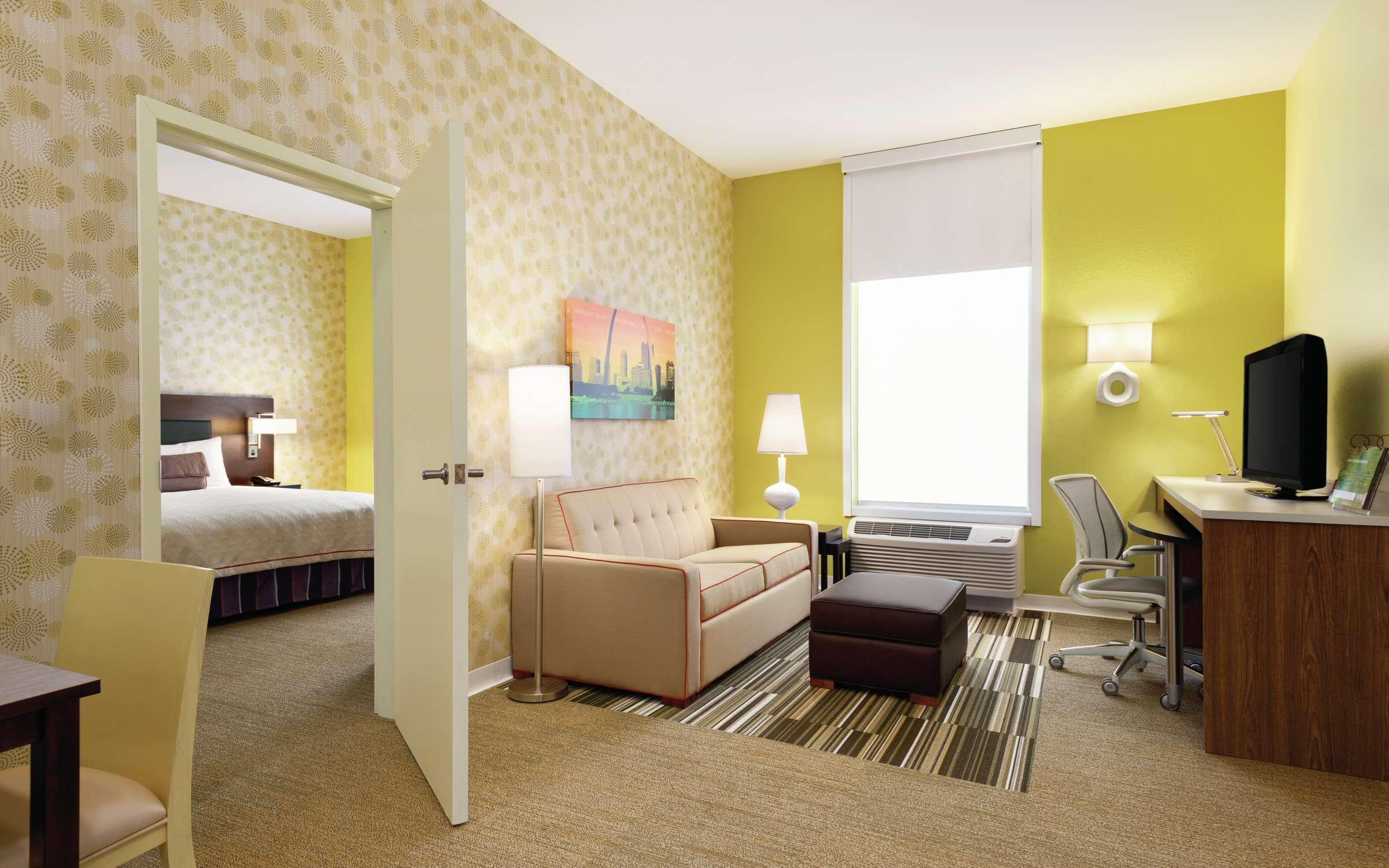 Home2 Suites St. Louis / Forest Park Richmond Heights Екстериор снимка