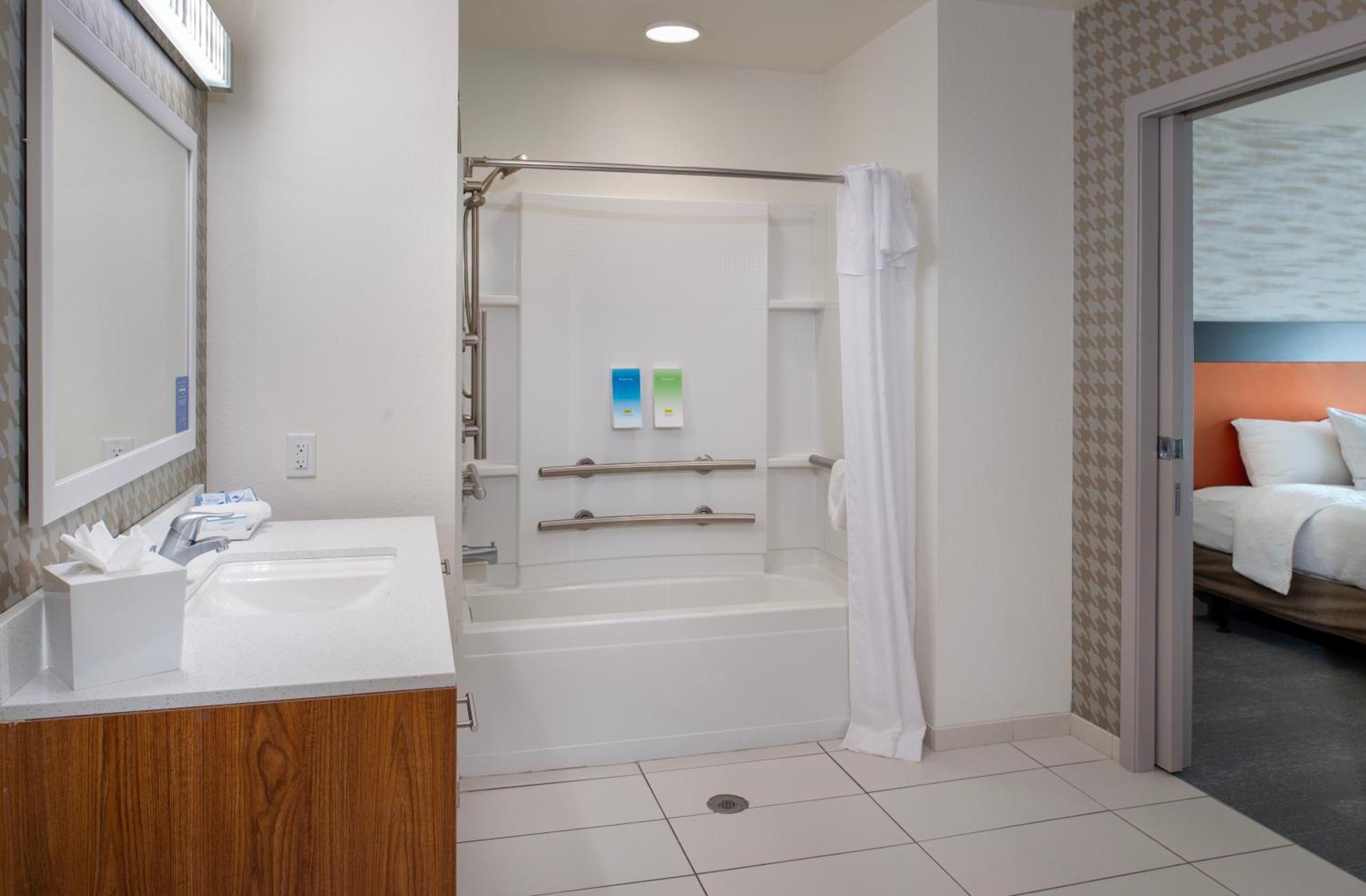 Home2 Suites St. Louis / Forest Park Richmond Heights Екстериор снимка