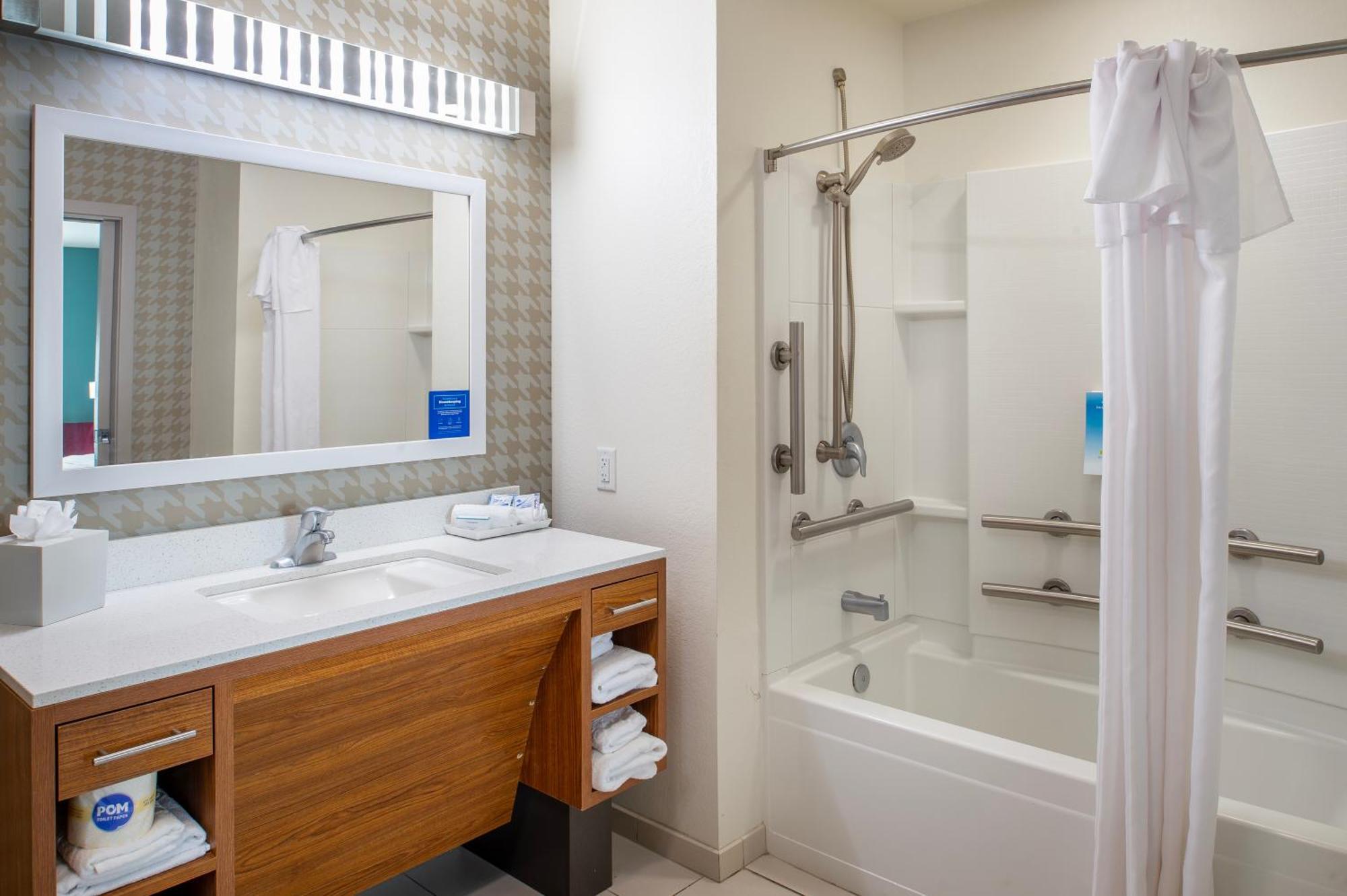 Home2 Suites St. Louis / Forest Park Richmond Heights Екстериор снимка
