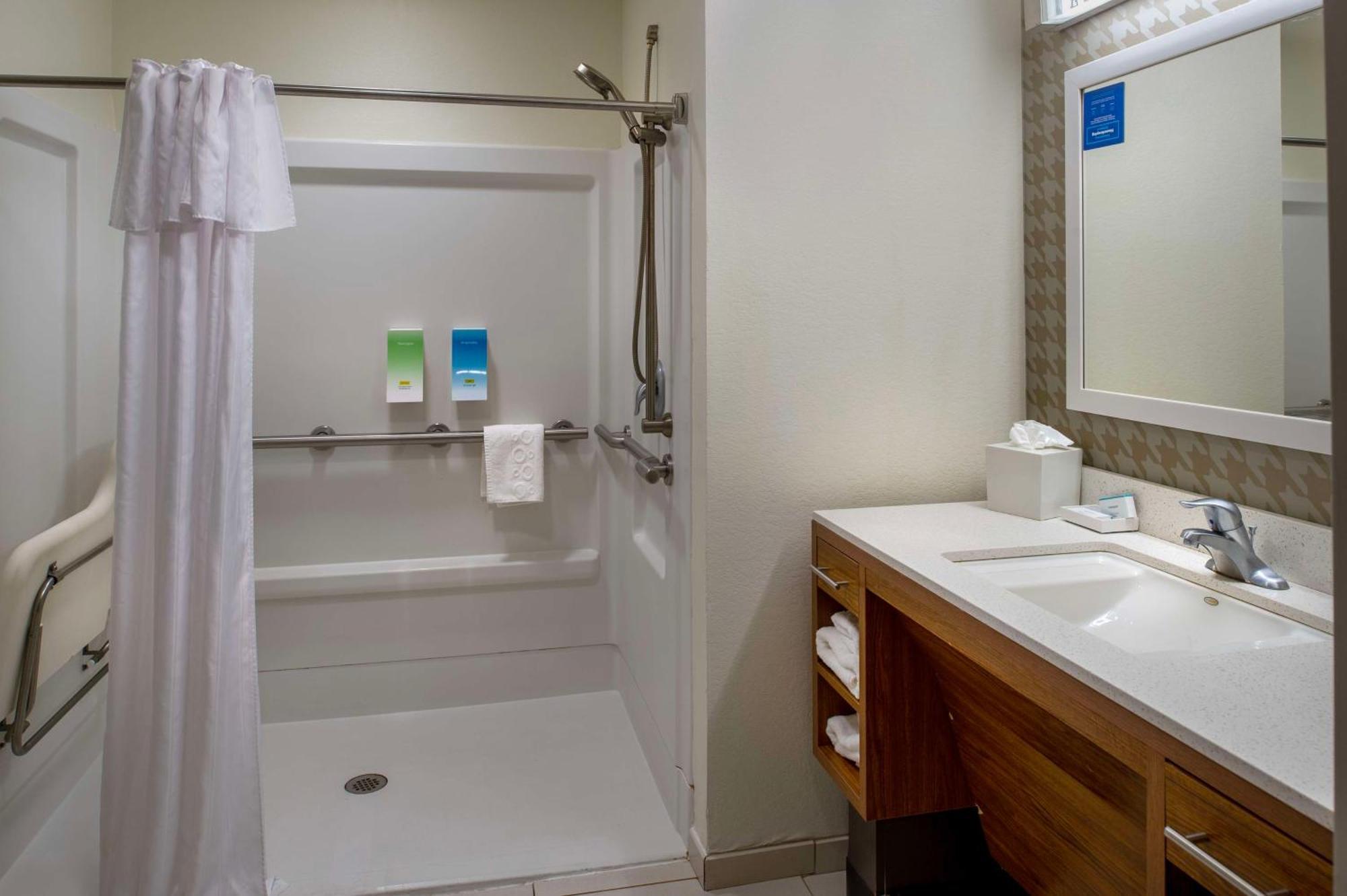 Home2 Suites St. Louis / Forest Park Richmond Heights Екстериор снимка